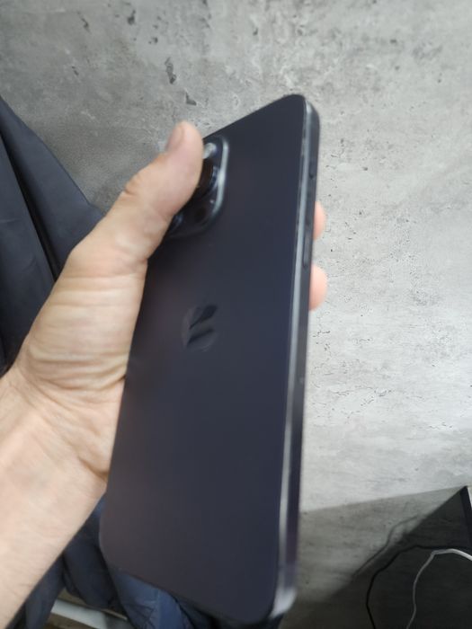 Iphone 15 pro max 256 Gb sotiladi