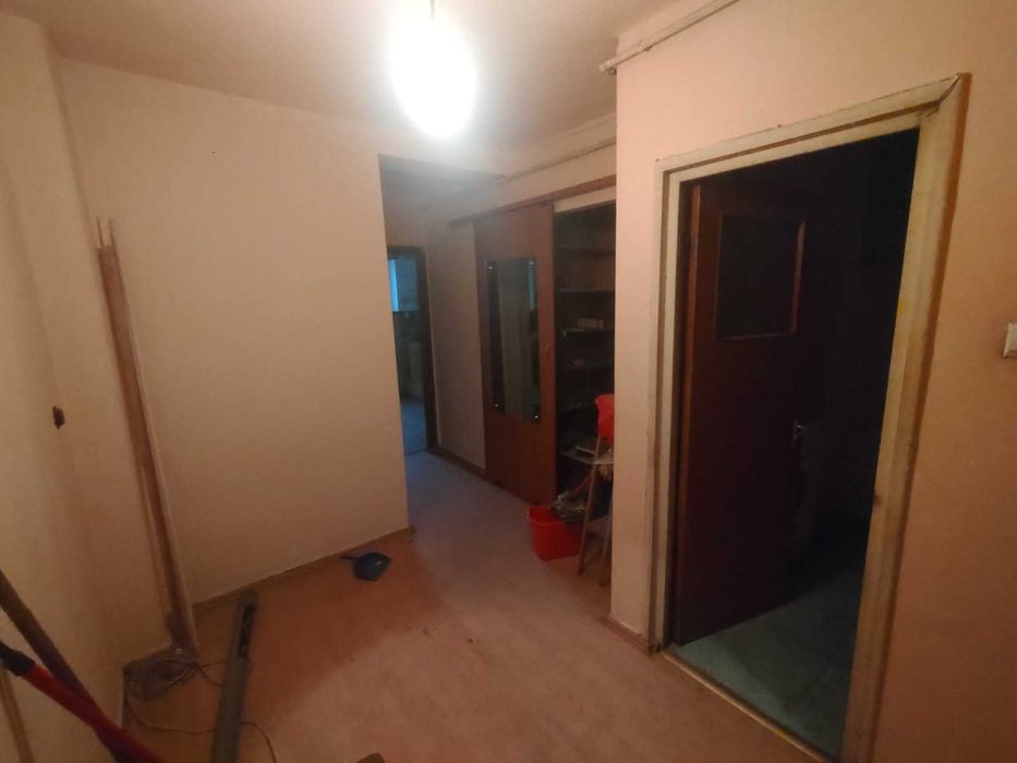 Apartament de vânzare cu 2 camere decomandat
