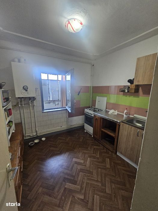 Apartament 3 camere Tomesti