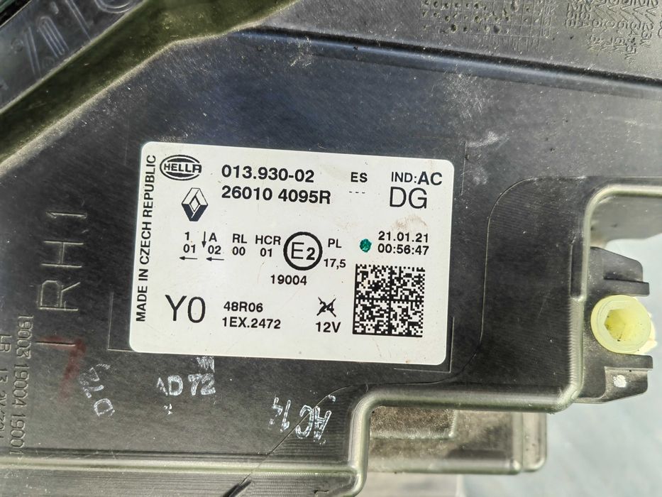 Фар Renault Captur FULL LED десен/Фар Рено Каптюр LED/Фар Captur Ориги