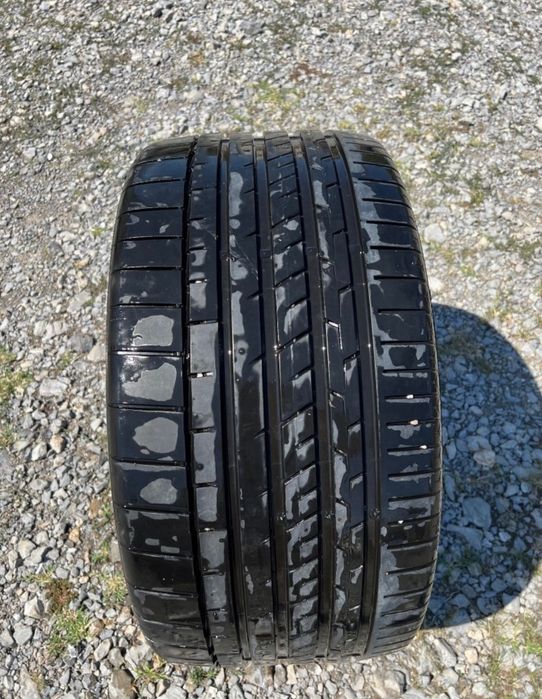 Летни гуми continental 315/40R21 два броя