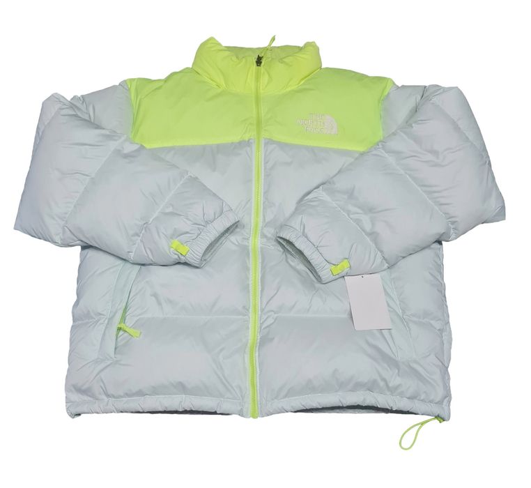 Пухено Яке The North Face Nuptse 700

Чисто нови с етикет.

Размер ХL