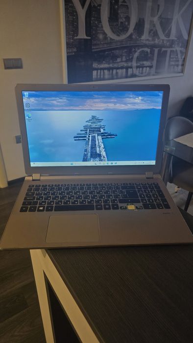 Лаптоп Acer Aspire V5-572