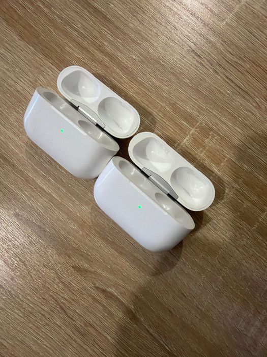 Airpods Pro 2 Usb-C и Airpods Pro 2 Lightning кейс(Цены внутри)