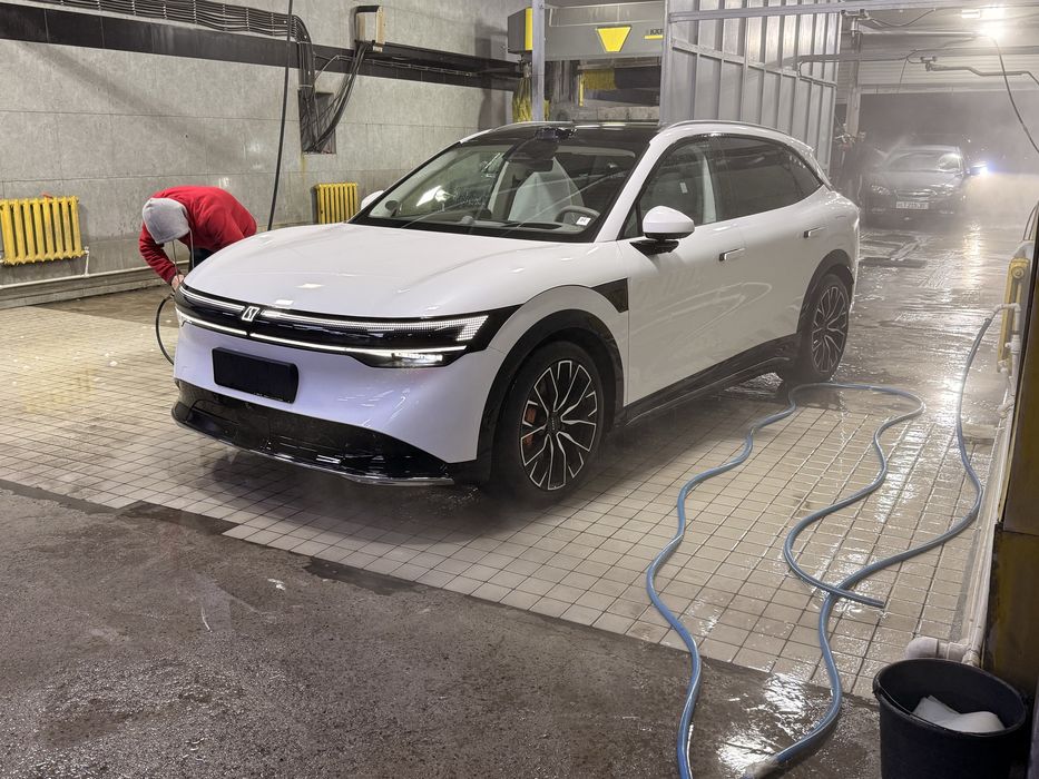 Zeekr 7x 4wd полный привод доп опции