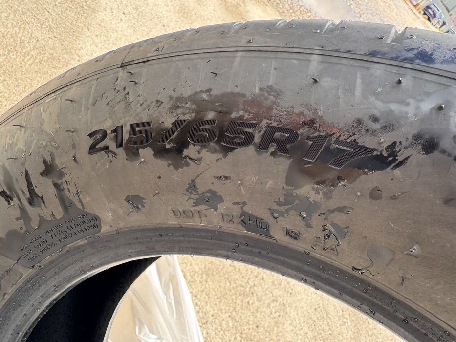 Vând Hankook Ventus Prime 4 215 65 R17 dot 3324