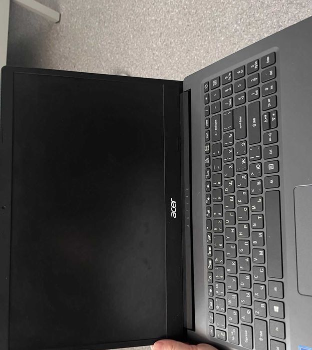 ноутбук сатылады  acer