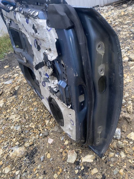 Дверь передняя левая Subaru Legacy