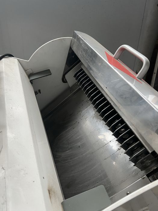 Vand masina de feliat paine