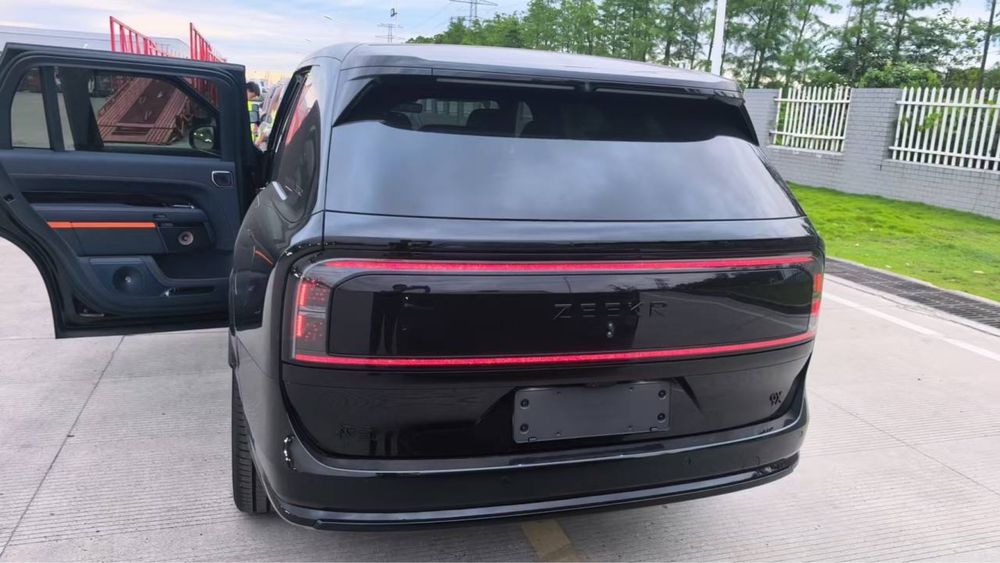 Zeekr obsidian hyper , 2026, 5 месяц