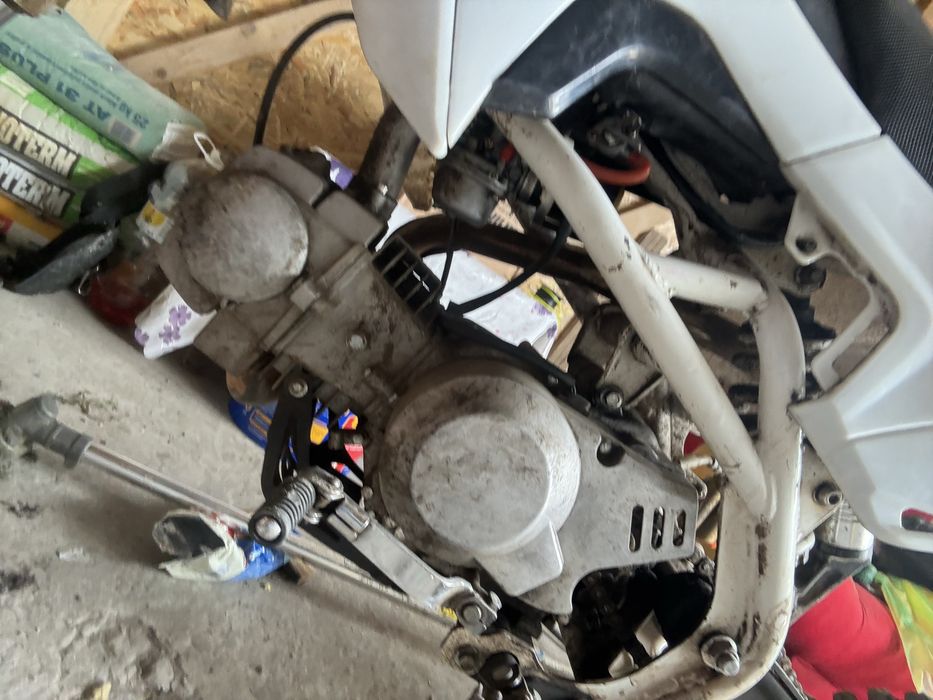 De vnzare cross de 125