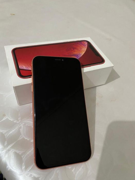 Iphone xp хр сатылады