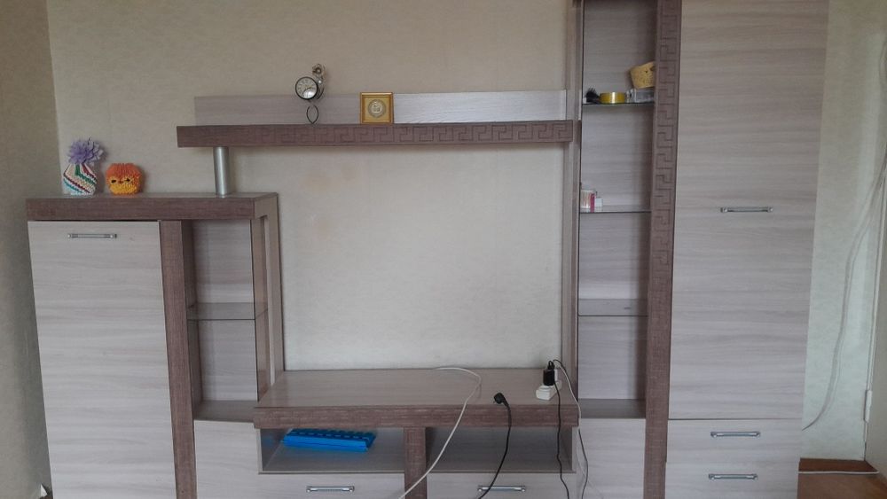 Шкаф для гостиной