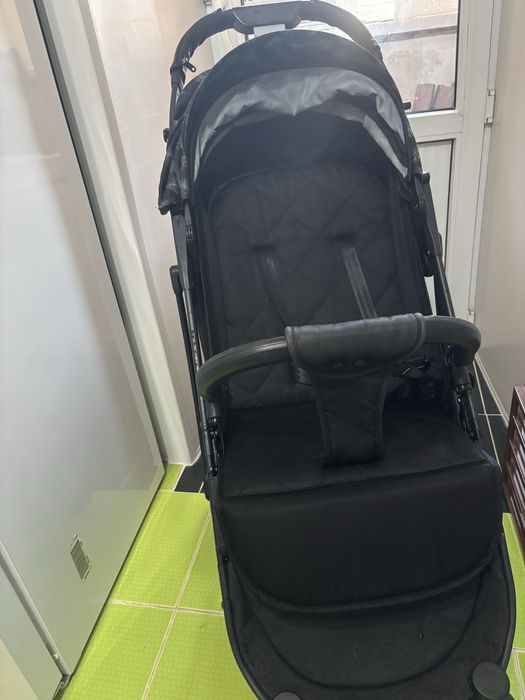 Продам летнию коляску