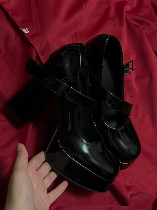 Туфельки милые;)