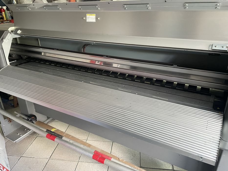 Широкоформатен плотер Mutoh Valujet 1614  с екосолвенрни мастила