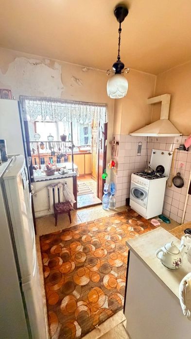 Срочно продается 2 комнатная квартира