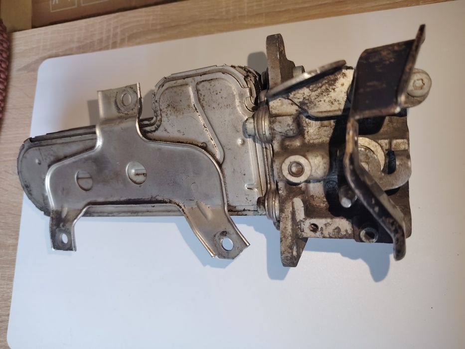 Răcitor gaze nearse traseu intercooler Vw Touran 1,9 tdi ,motor AVQ