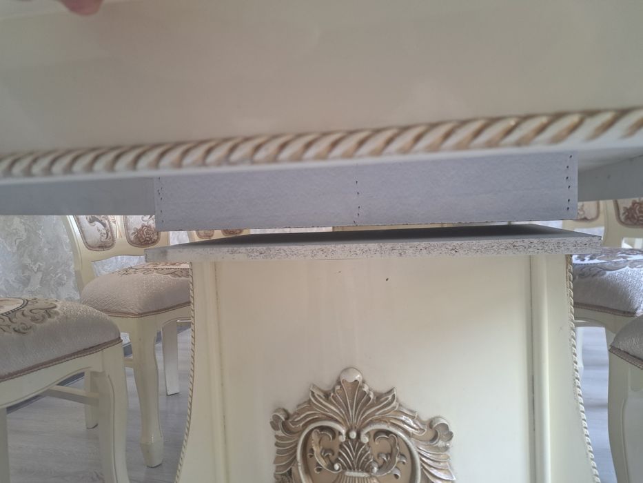 Продаётся стол со стульями в гостиничный 8-10 местный