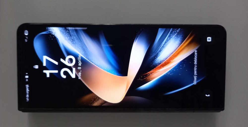 Telefon Samsung Z4 fold 256Gb, 12gb RAM, stare foarte bună.