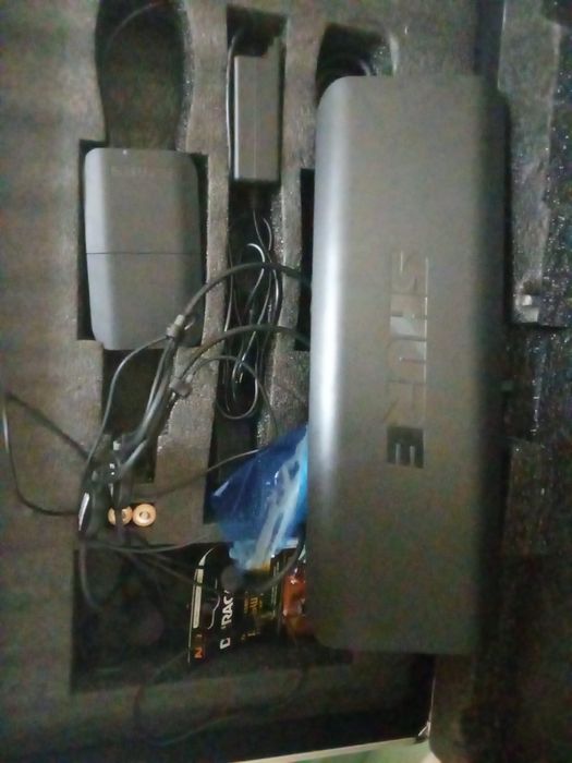 Микрафон на уши шур оригинал