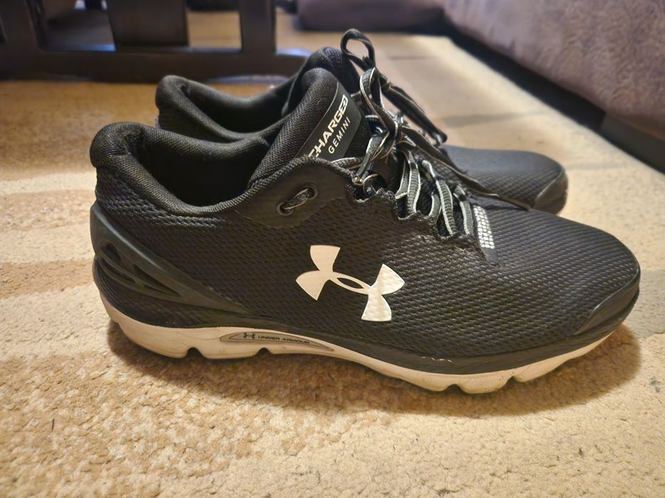 Under armour маратонки 44.5