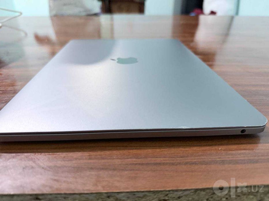 MacBock sotiladi i5 8gb