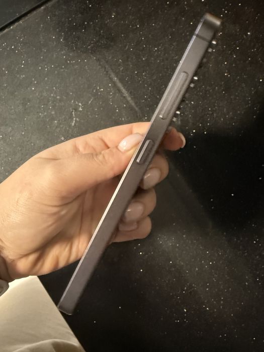 Samsung S24 , с кутия и зарядно