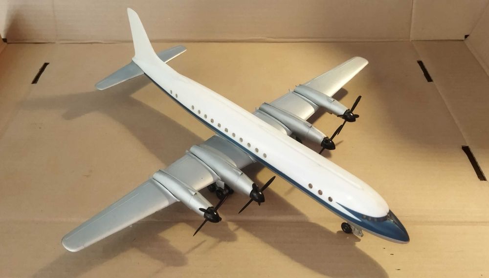 модель самолёта Ил-18 СССР 1964 год МЕГАРАРИТЕТ!