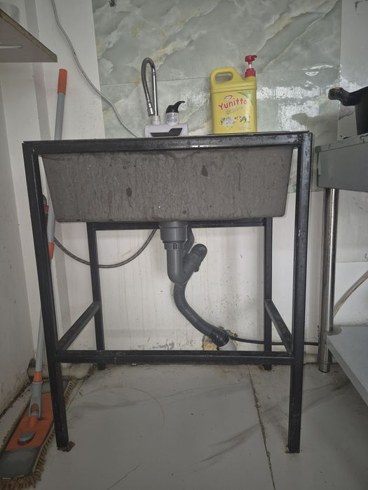 Срочно продам кухонный вещий