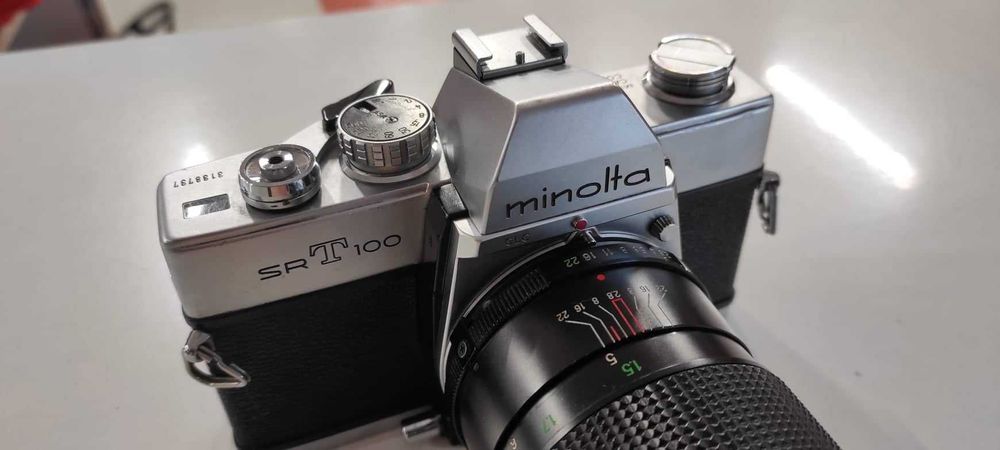 Фотоапарат Minolta SRT 100 - Германия