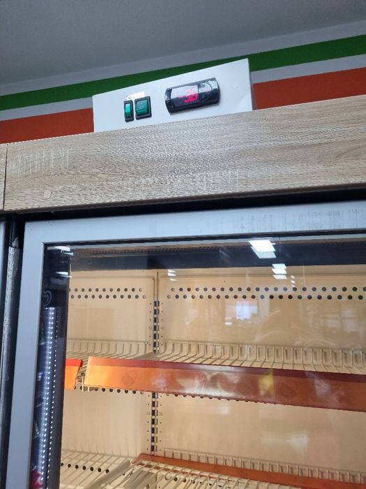 Vitrina verticala profesionala