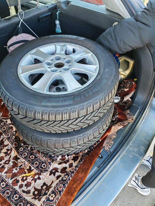 Vând golf V. 1.9.tdi