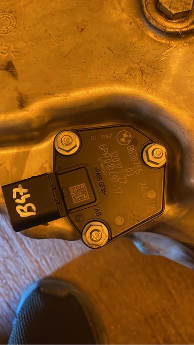 Senzor baie ulei bmw g11 g12 g30 f10 f11 b47 b57 diesel 2.0 3.0
