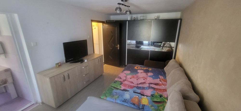 Garsoniera de vanzare!