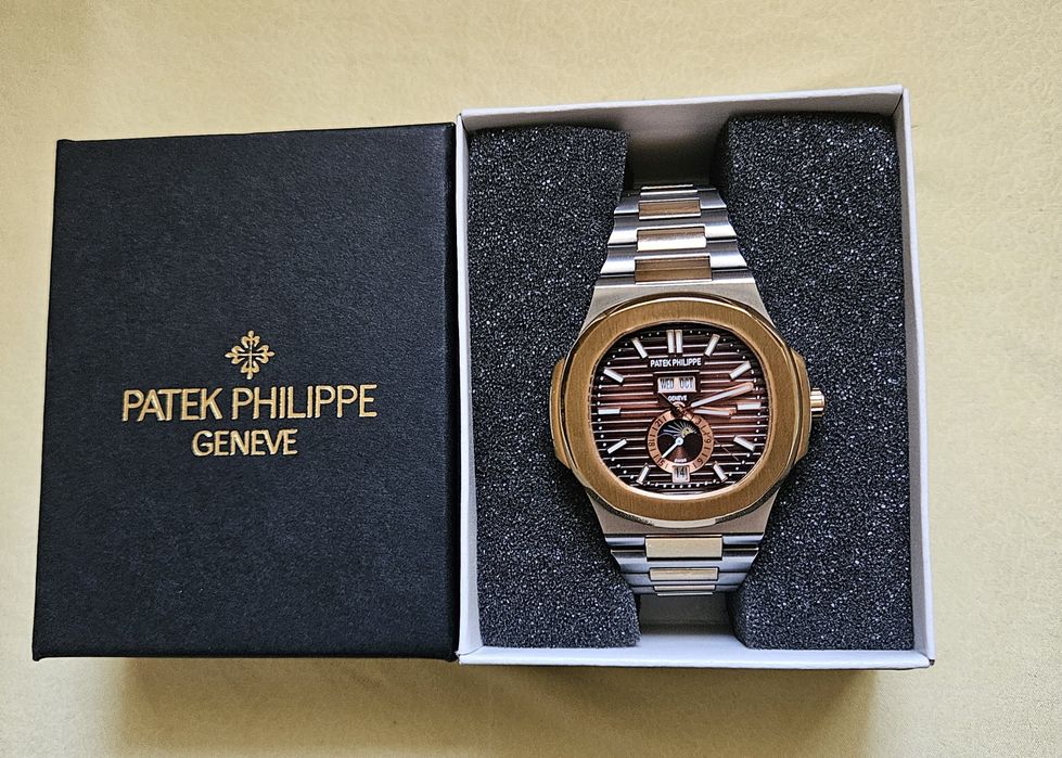 Patek Philippe Nautilus, Nou,Moon Phase -5726/1A-014