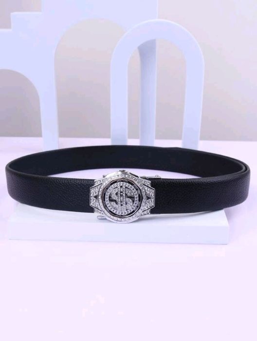 Curea cu dollar care se învârte