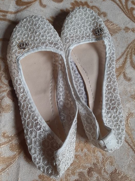 Осенный етік сатылады