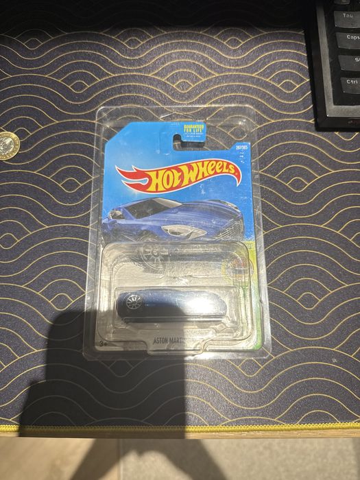 HotWheels запакованные все в идеале