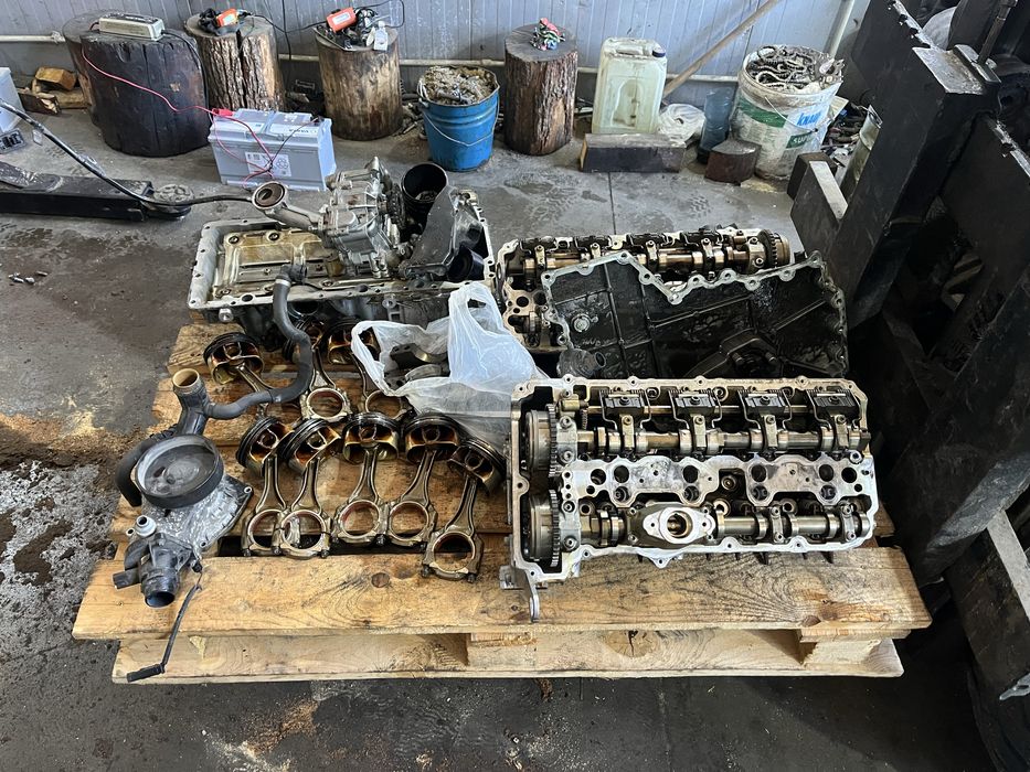 Двигател на части бмв г11/12 750 и 449 ( dvigatel na chasti bmw g11/12