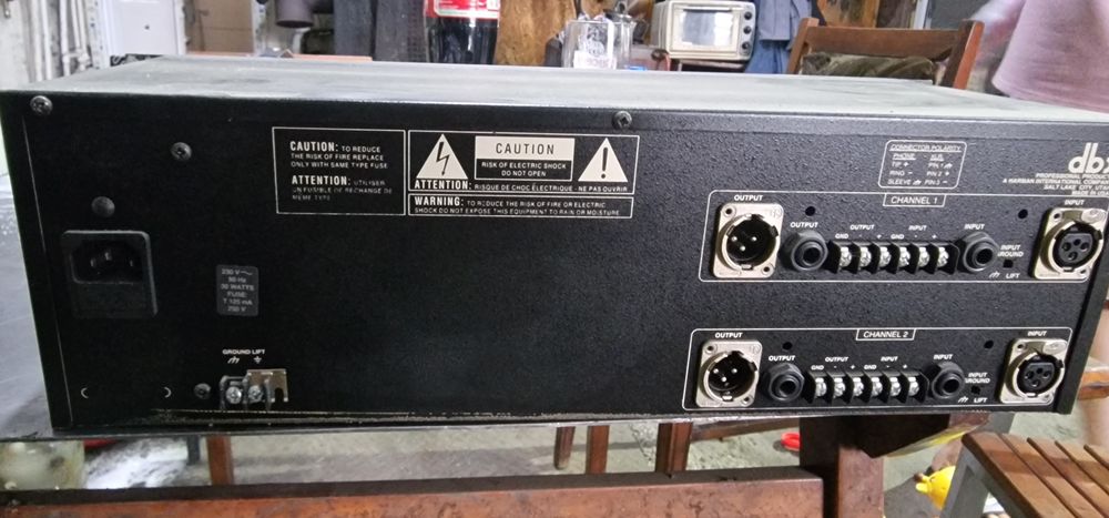 Egalizator 31 de benzi dbx 3231L