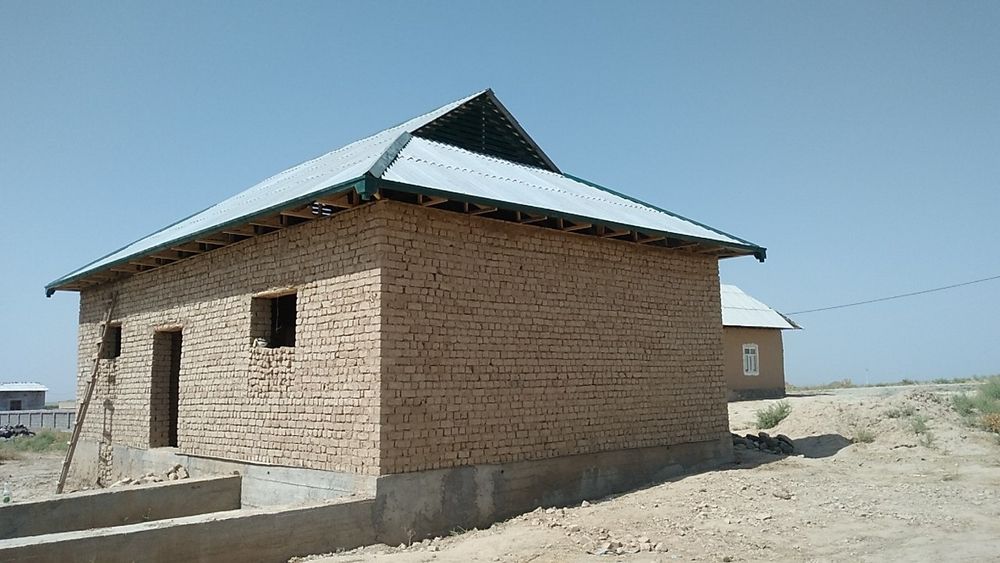 Sirochna sotiladi narxi kelishiladi oʻtib beriladigan joyi bor Zomin q