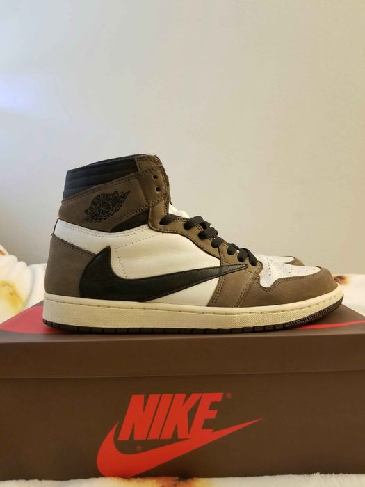 Jordan 1 x travis scott High