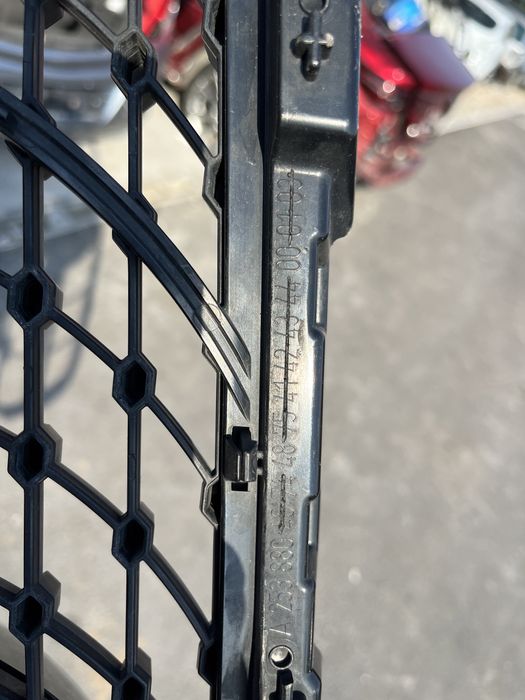 Решетка Mercedes GLE AMG