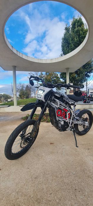 Motocicletă Talaria Sting 25kw