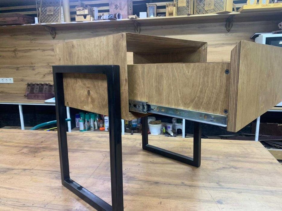 Тумба прикроватная