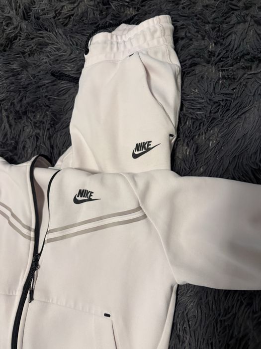Дамски екип Nike Tech Fleece
