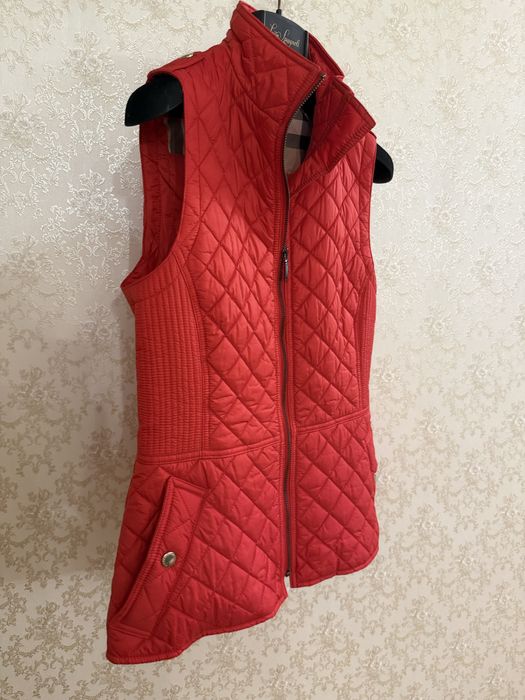 Грейка BURBERRY , нова, размер 36 S