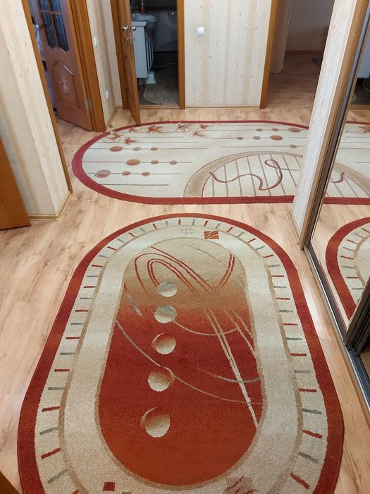 Продам два ковра