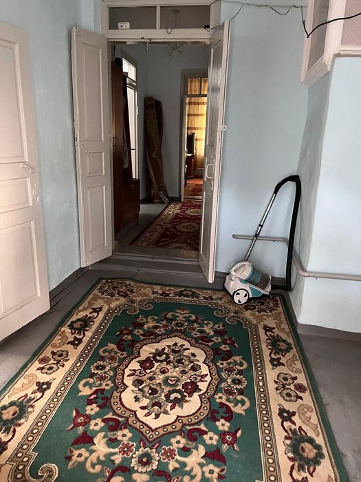 Продам дом в центре города Сарыагаш